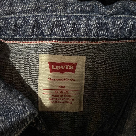 Levi’s denim button down shirts toddler - Picture 2 of 3